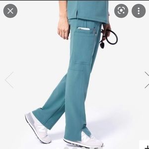 NWT Figs Hydrogreen Kades